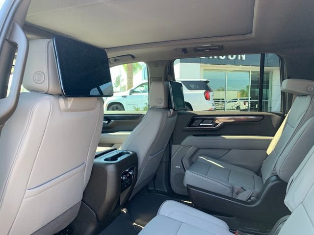 New 2026 GMC Yukon XL Elevation w/ Elevation Premium Package AWD/4WD image 13