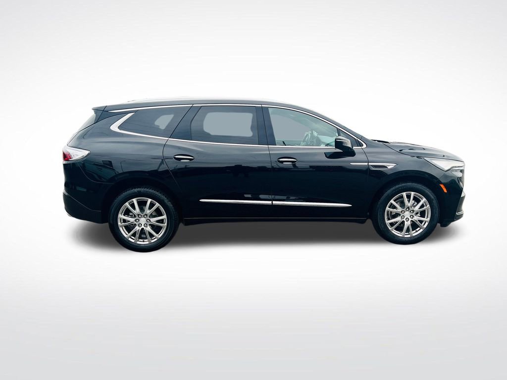 Used 2022 Buick Enclave Premium w/ Experience Buick Package image 9