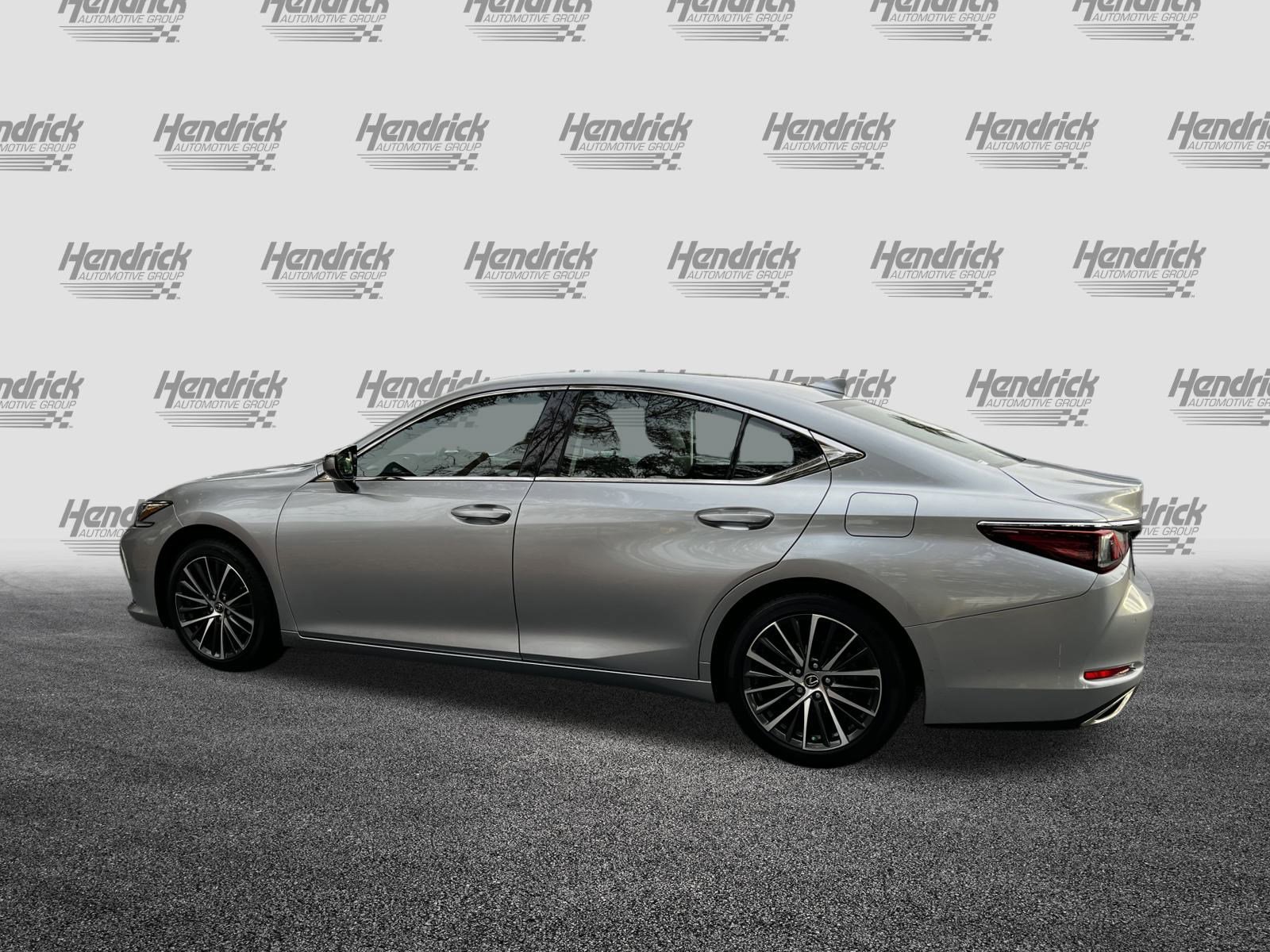 Certified 2022 Lexus ES 350 w/ Premium Package image 6