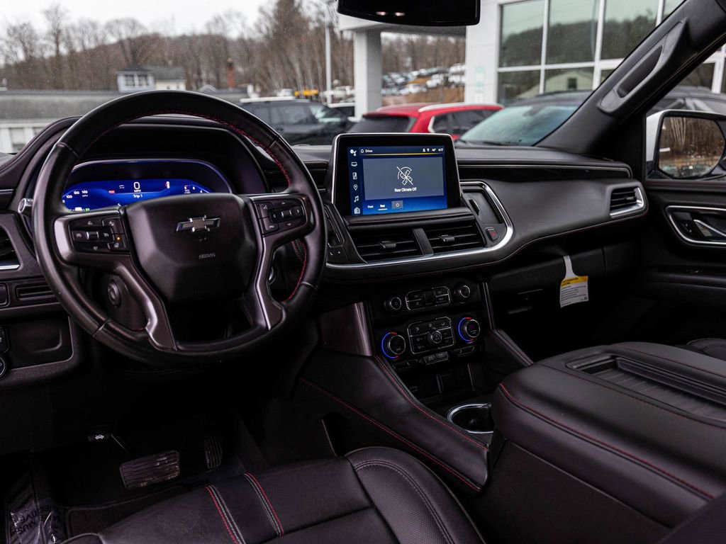 Used 2023 Chevrolet Tahoe RST w/ Luxury Package AWD/4WD image 17