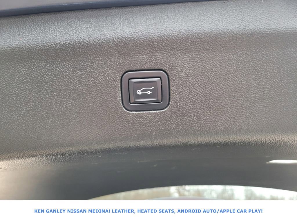 Used 2023 Buick Enclave Essence image 49