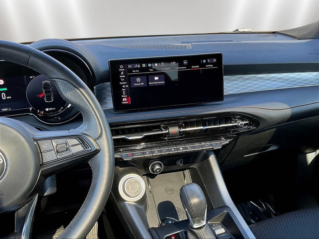 Used 2024 Alfa Romeo Tonale Ti AWD/4WD image 9