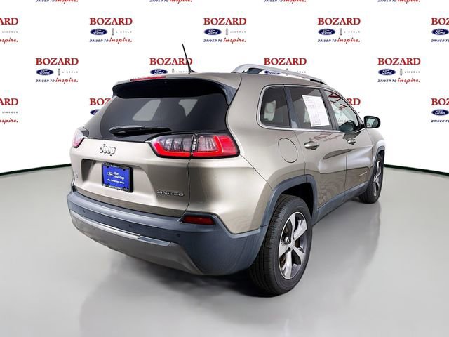 Used 2019 Jeep Cherokee Limited image 8