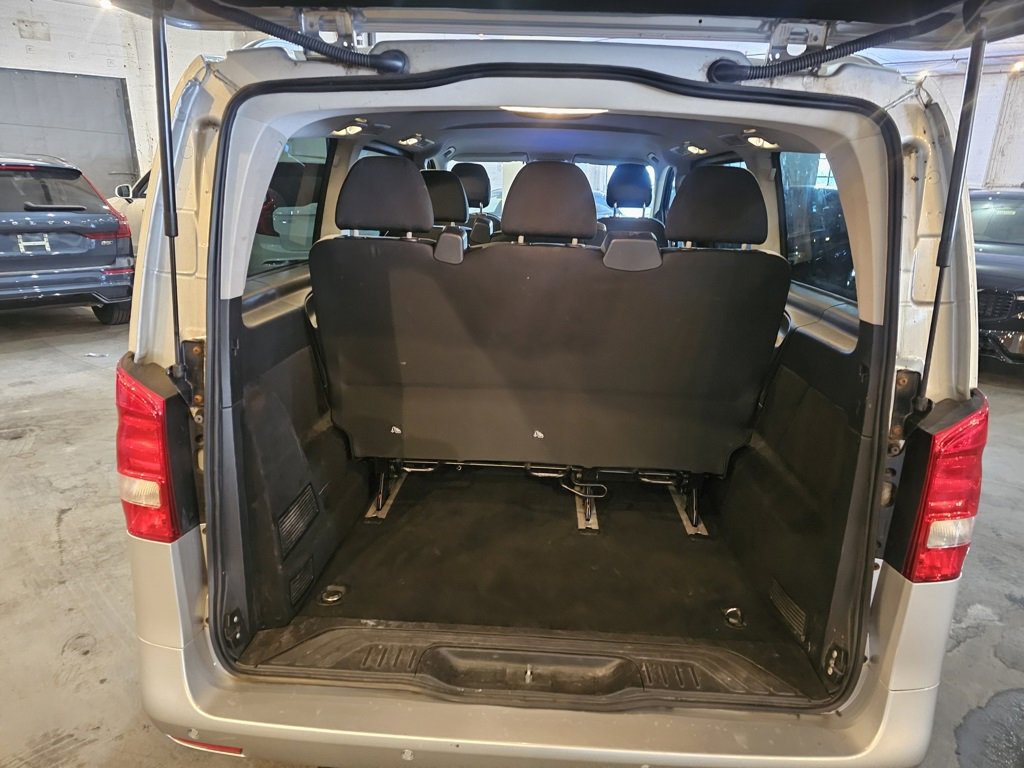 Used 2016 Mercedes-Benz Metris Passenger image 7