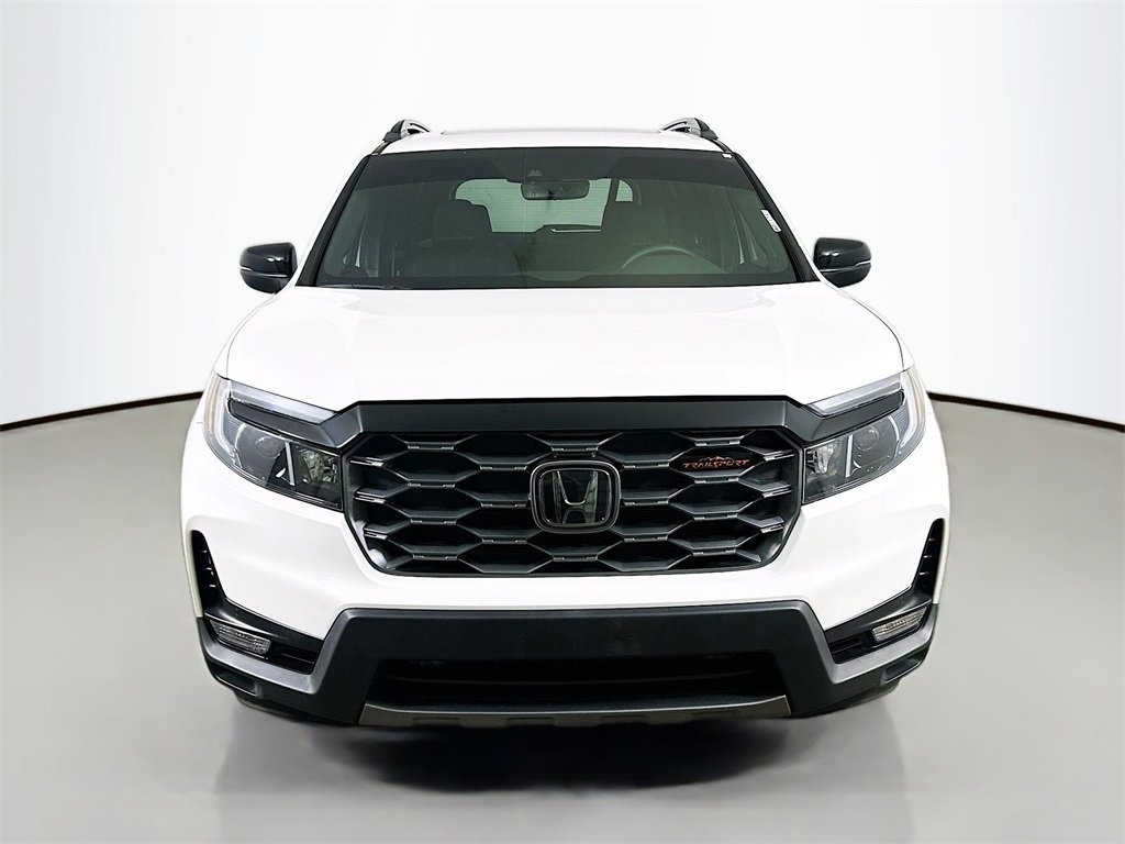 Used 2022 Honda Passport TrailSport image 2