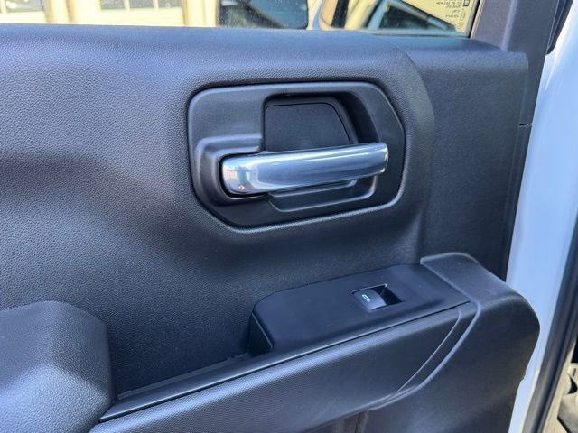 Used 2021 Chevrolet Silverado 1500 Custom image 16