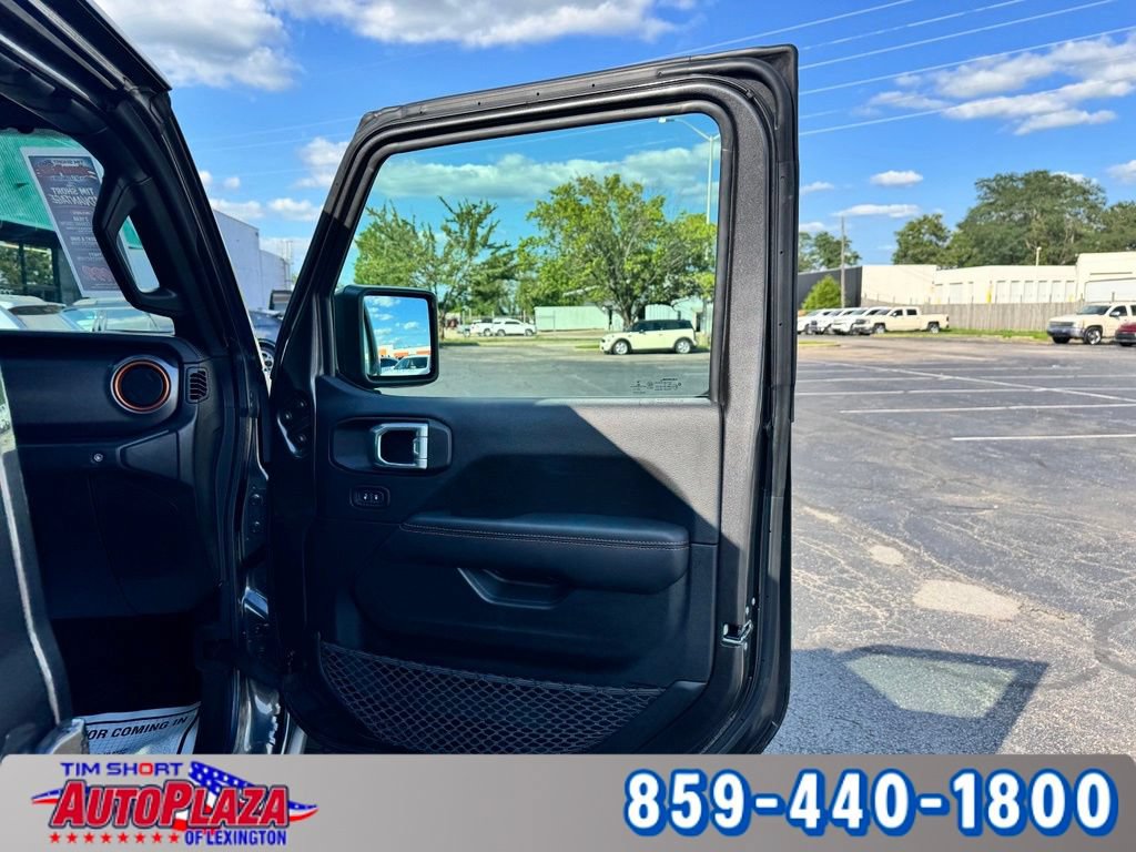 Used 2022 Jeep Gladiator Mojave w/ LED Lighting Group AWD/4WD image 46