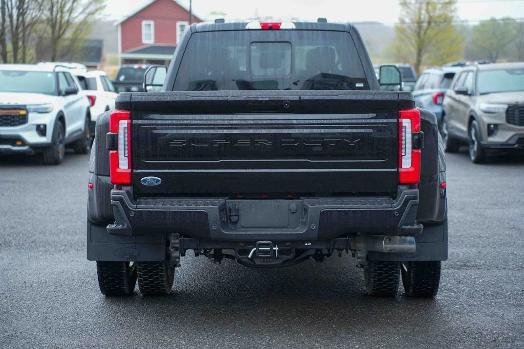 Used 2026 Ford F450 Platinum w/ FX4 Off-Road Package AWD/4WD image 6