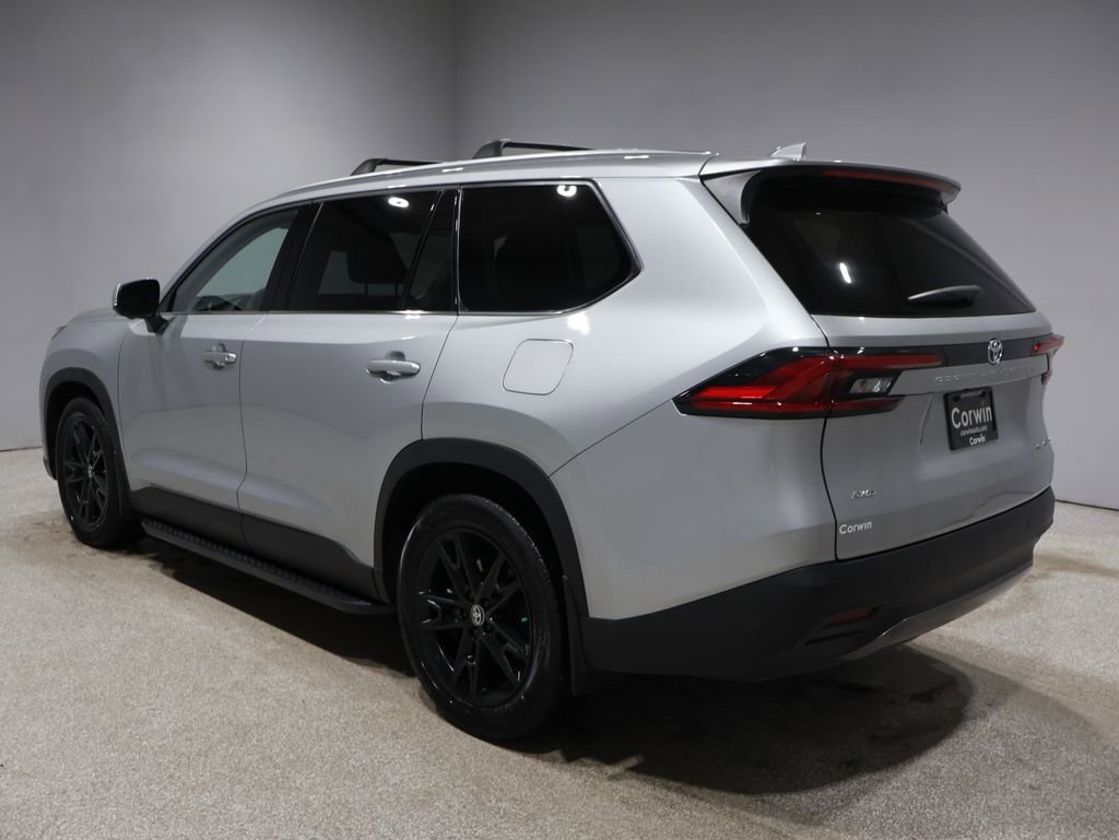 Used 2024 Toyota Grand Highlander Platinum image 4
