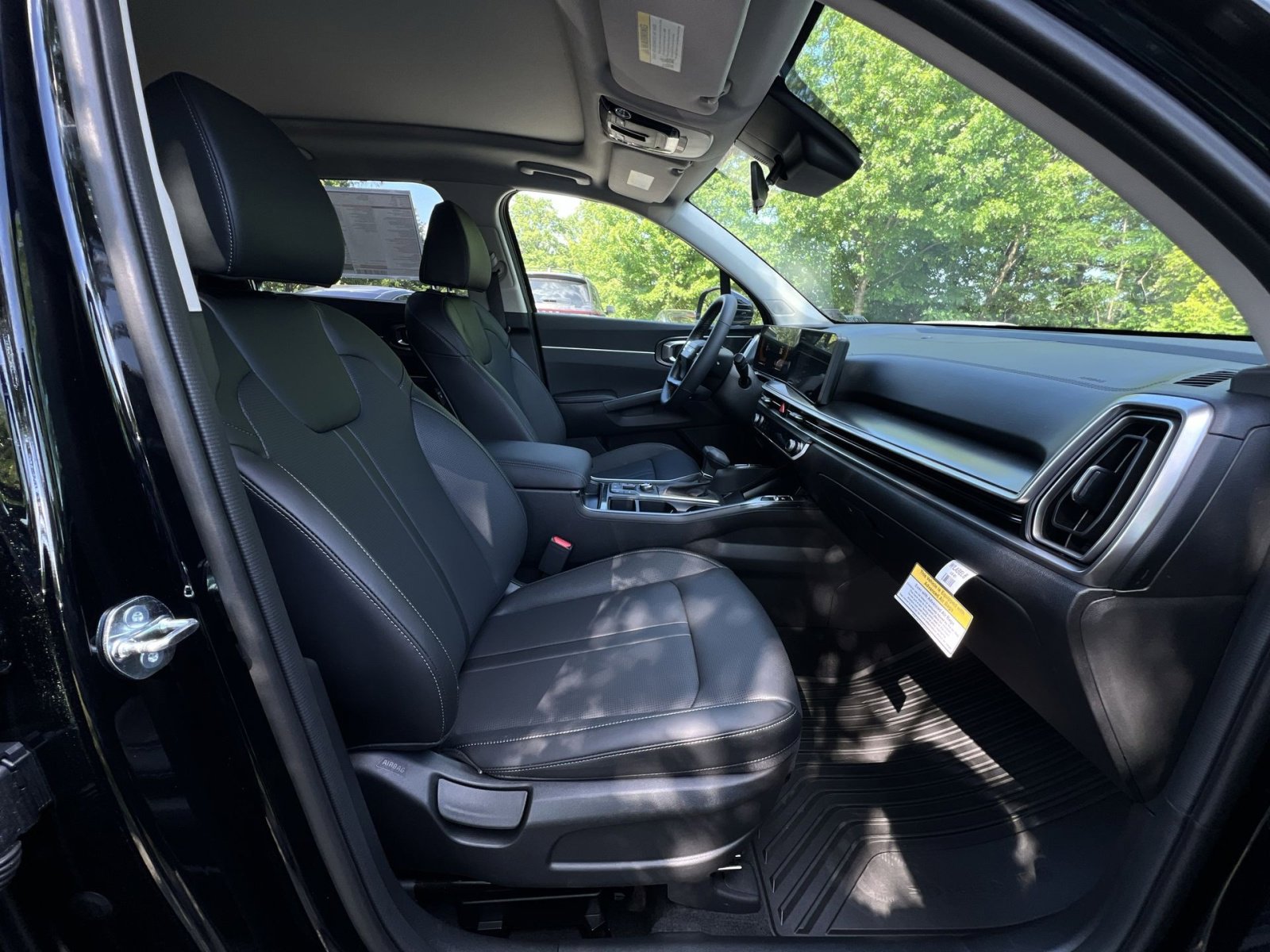 New 2026 Kia Sorento S FWD image 36