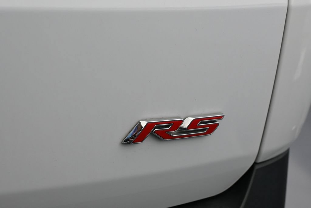 Used 2023 Chevrolet Traverse RS FWD image 44