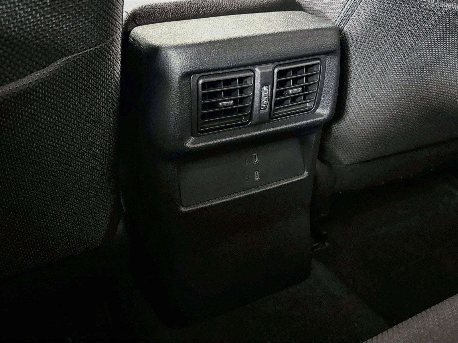 Certified 2025 Toyota 4Runner SR5 AWD/4WD image 30