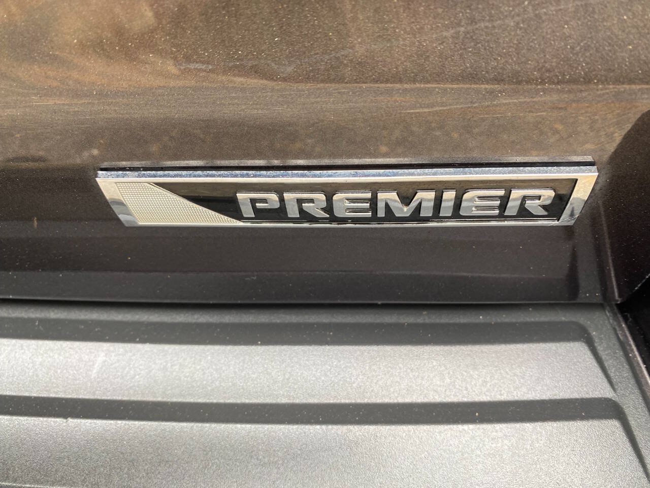Used 2017 Chevrolet Tahoe Premier RWD image 50