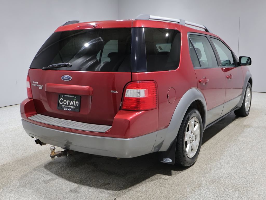 Used 2006 Ford Freestyle SEL image 2