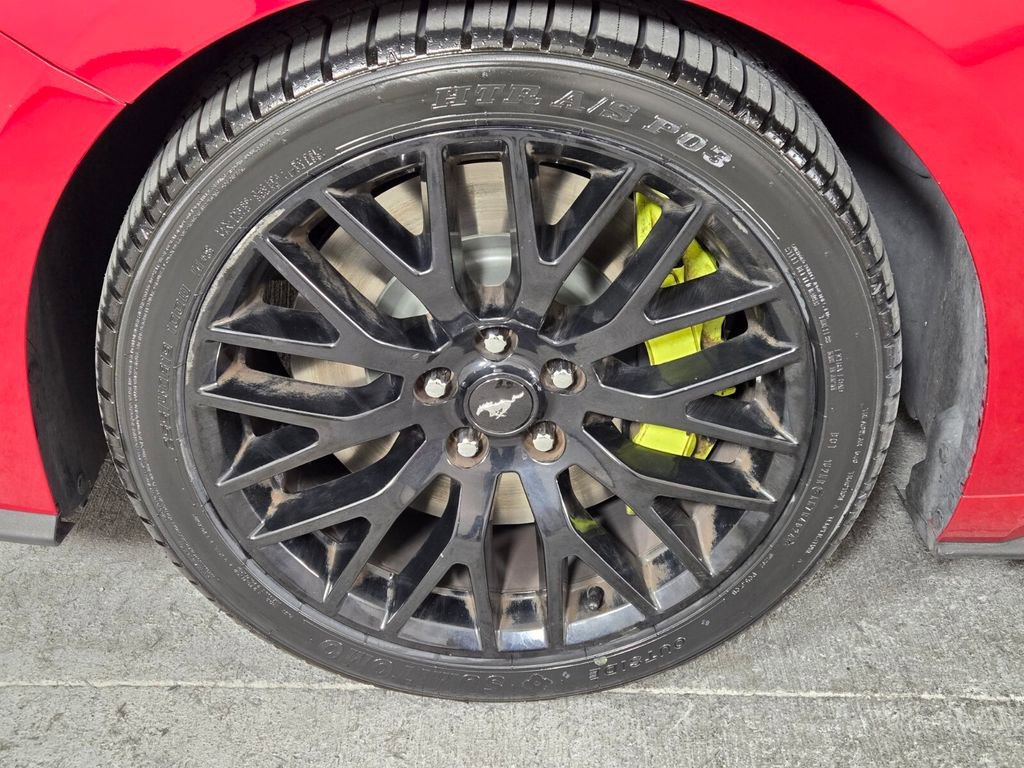 Used 2020 Ford Mustang GT Premium w/ GT Performance Package RWD image 14