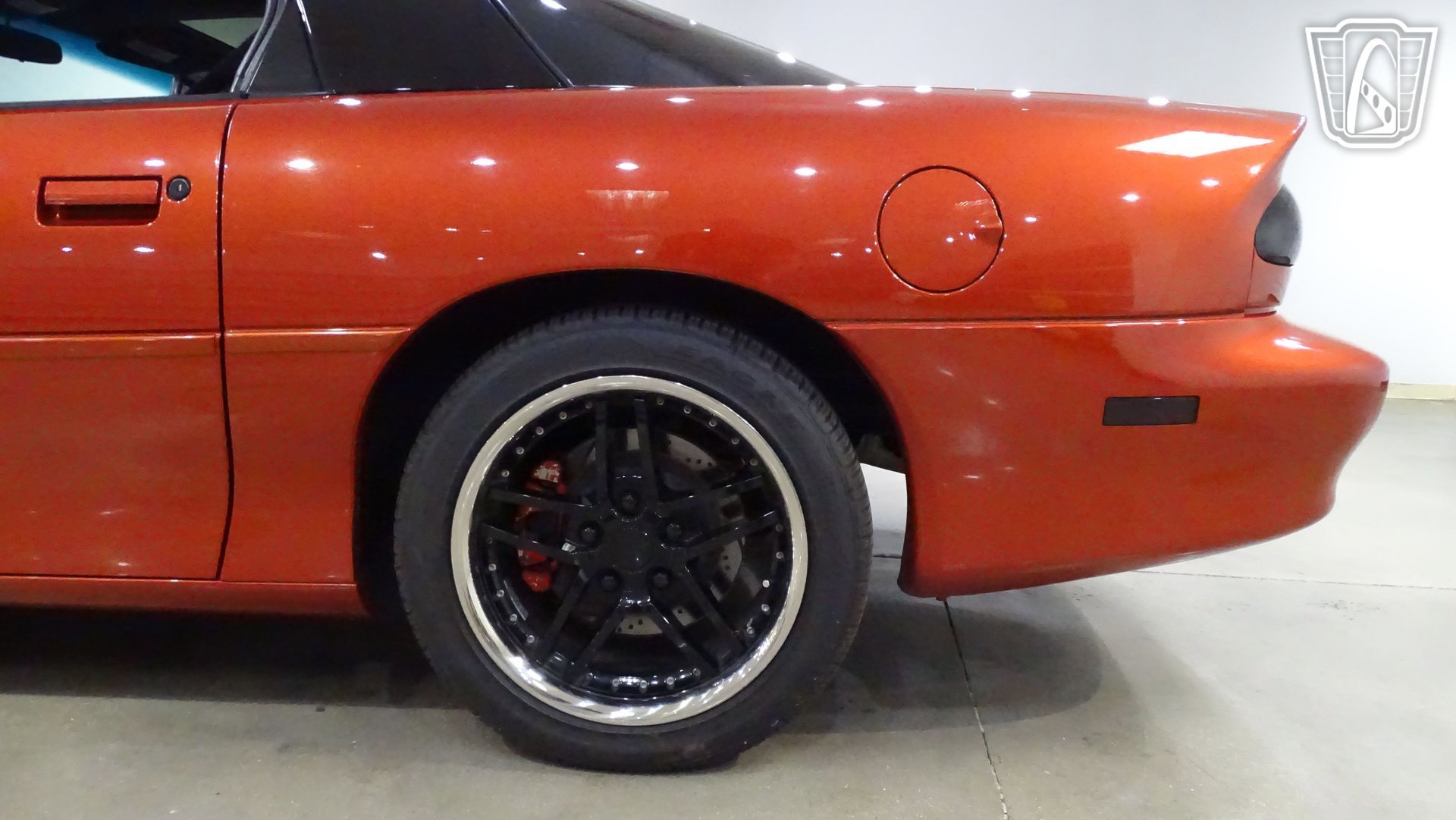 Used 2001 Chevrolet Camaro Z28 w/ SS Performance/Appearance Pkg RWD image 31