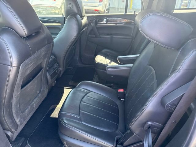 Used 2017 Buick Enclave Leather FWD image 18