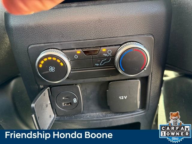 Used 2021 Ford Explorer XLT image 39