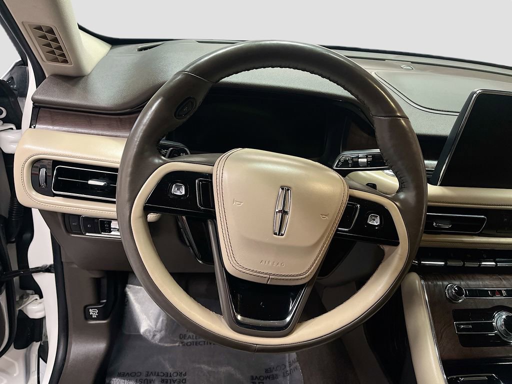 Used 2022 Lincoln Aviator Reserve w/ Equipment Group 201A image 11