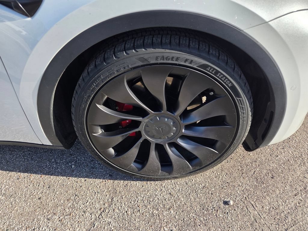 Used 2022 Tesla Model Y Performance AWD/4WD image 20