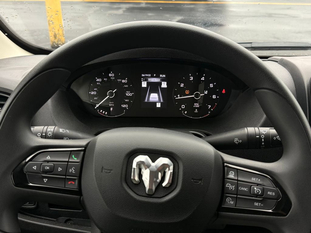 Used 2024 RAM ProMaster 2500 w/ Safety Group image 43