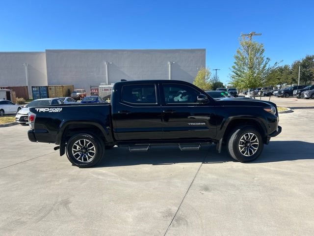 Used 2023 Toyota Tacoma TRD Sport w/ Technology Package AWD/4WD image 2