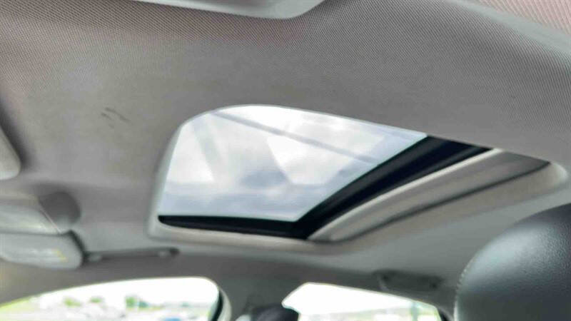 Used 2013 Ford Fusion SE image 24