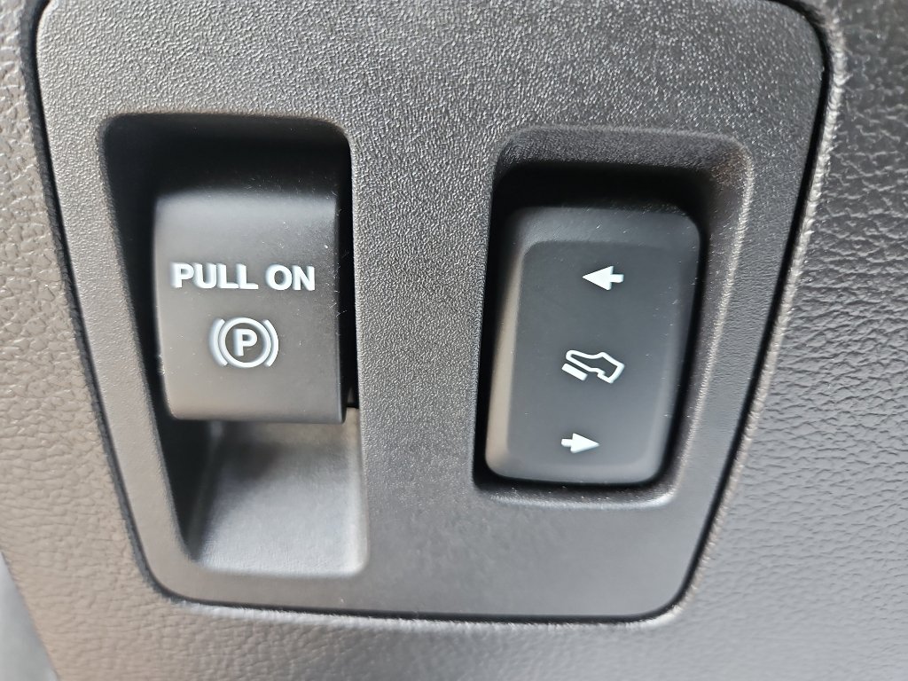 Used 2018 Ford F150 Lariat RWD image 14