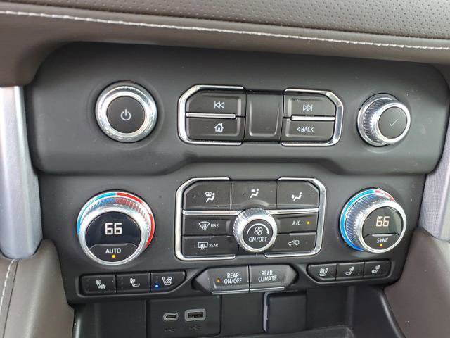 Used 2023 GMC Yukon SLT w/ SLT Premium Package AWD/4WD image 33