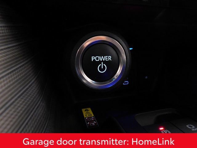 Used 2024 Toyota Venza Limited image 31