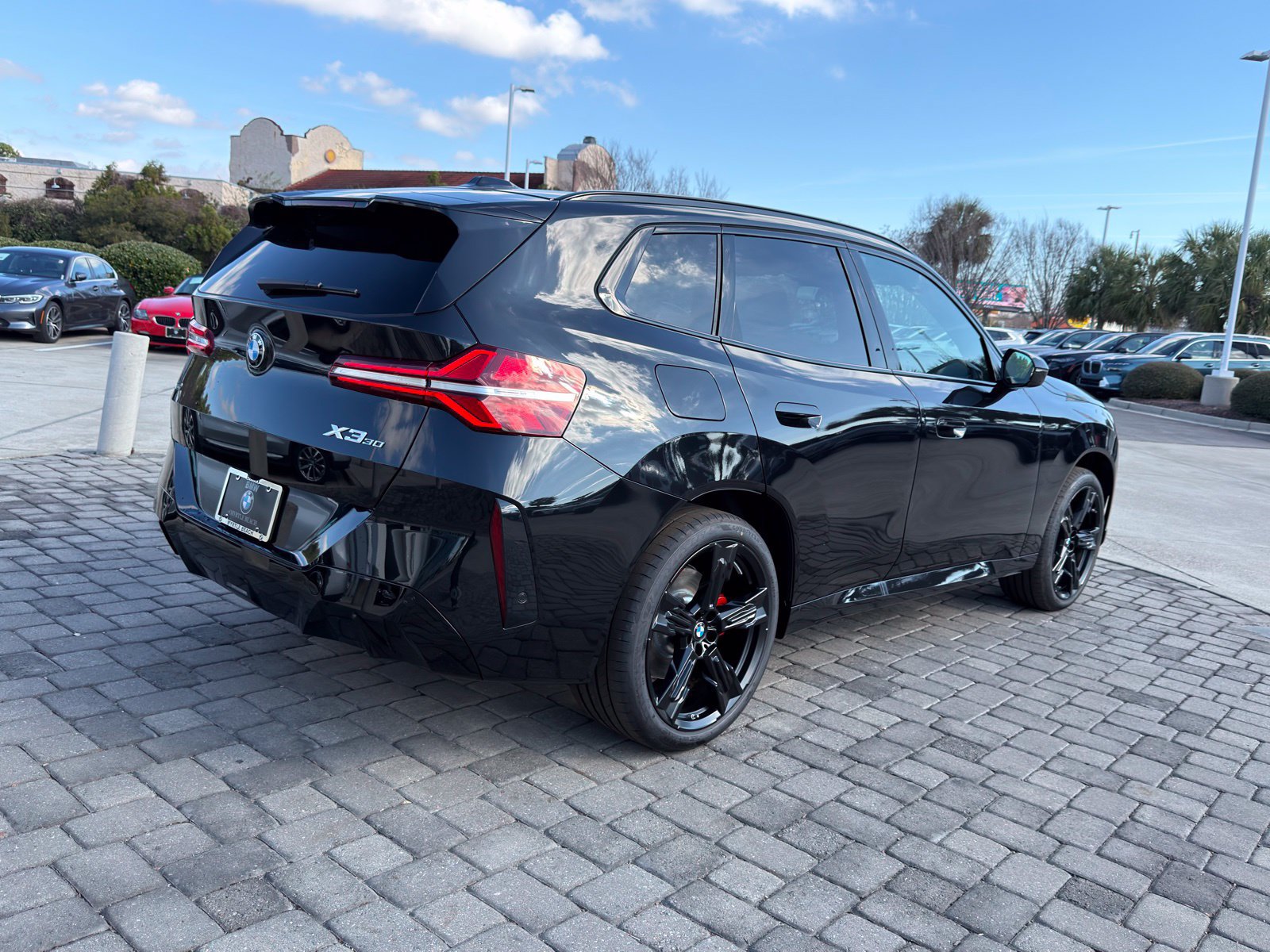 Used 2026 BMW X3 xDrive30i w/ Premium Package AWD/4WD image 9
