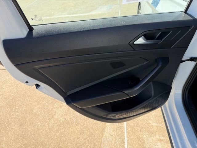 Used 2025 Volkswagen Jetta Sport image 14