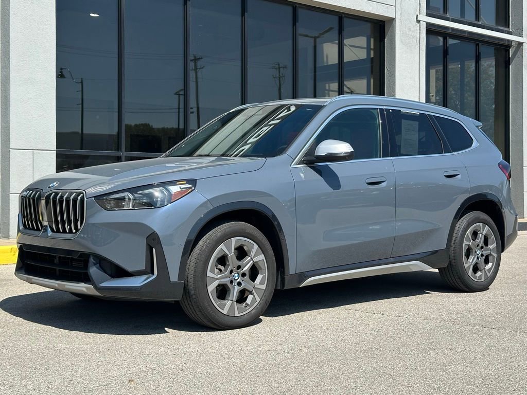 Used 2023 BMW X1 xDrive28i w/ Premium Package image 5