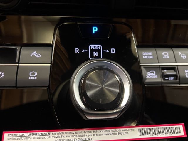 Used 2023 Subaru Solterra AWD image 32