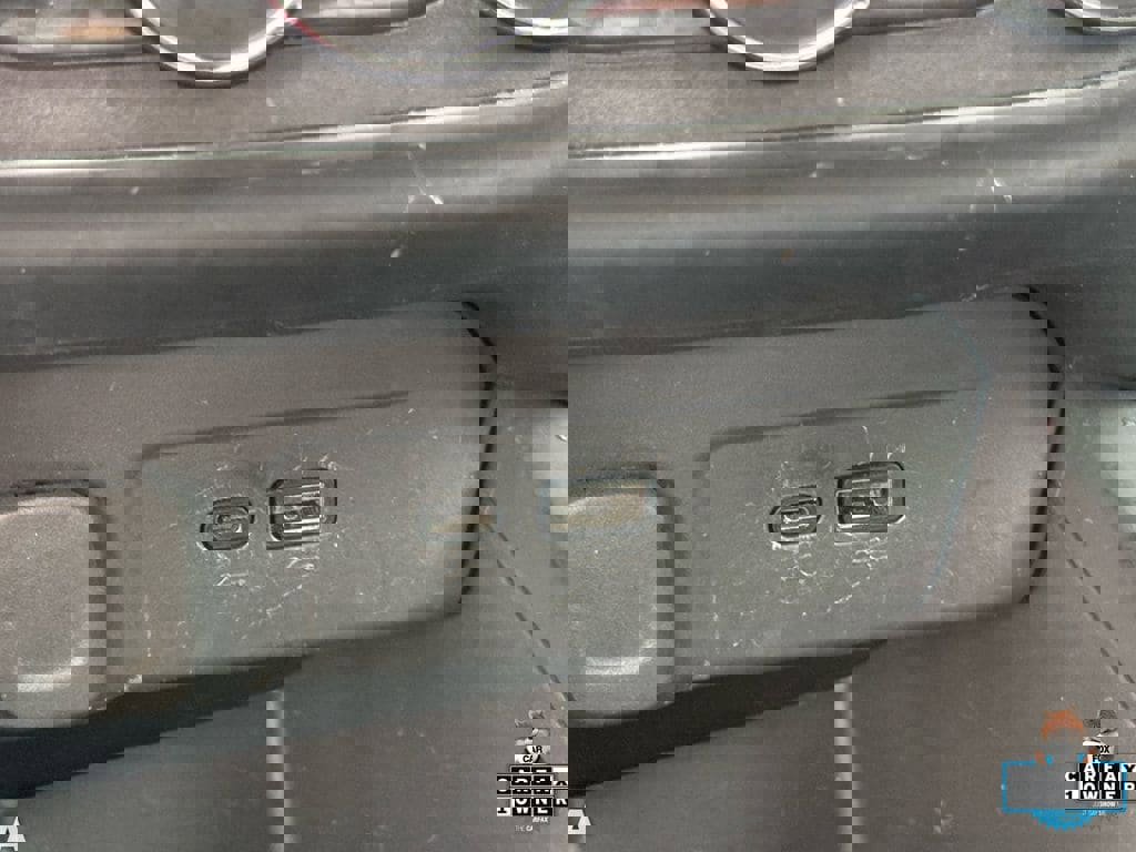 Used 2025 Chevrolet Trax LS image 20