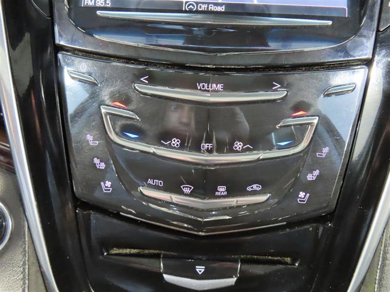 Used 2020 Cadillac Escalade Premium Luxury AWD/4WD image 30