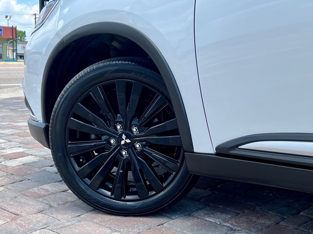 Used 2020 Mitsubishi Outlander SEL image 24