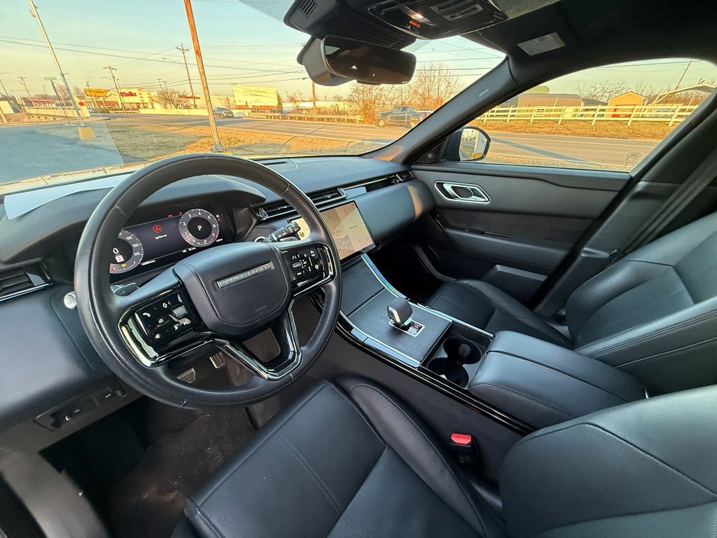 Used 2024 Land Rover Range Rover Velar Dynamic HSE image 13