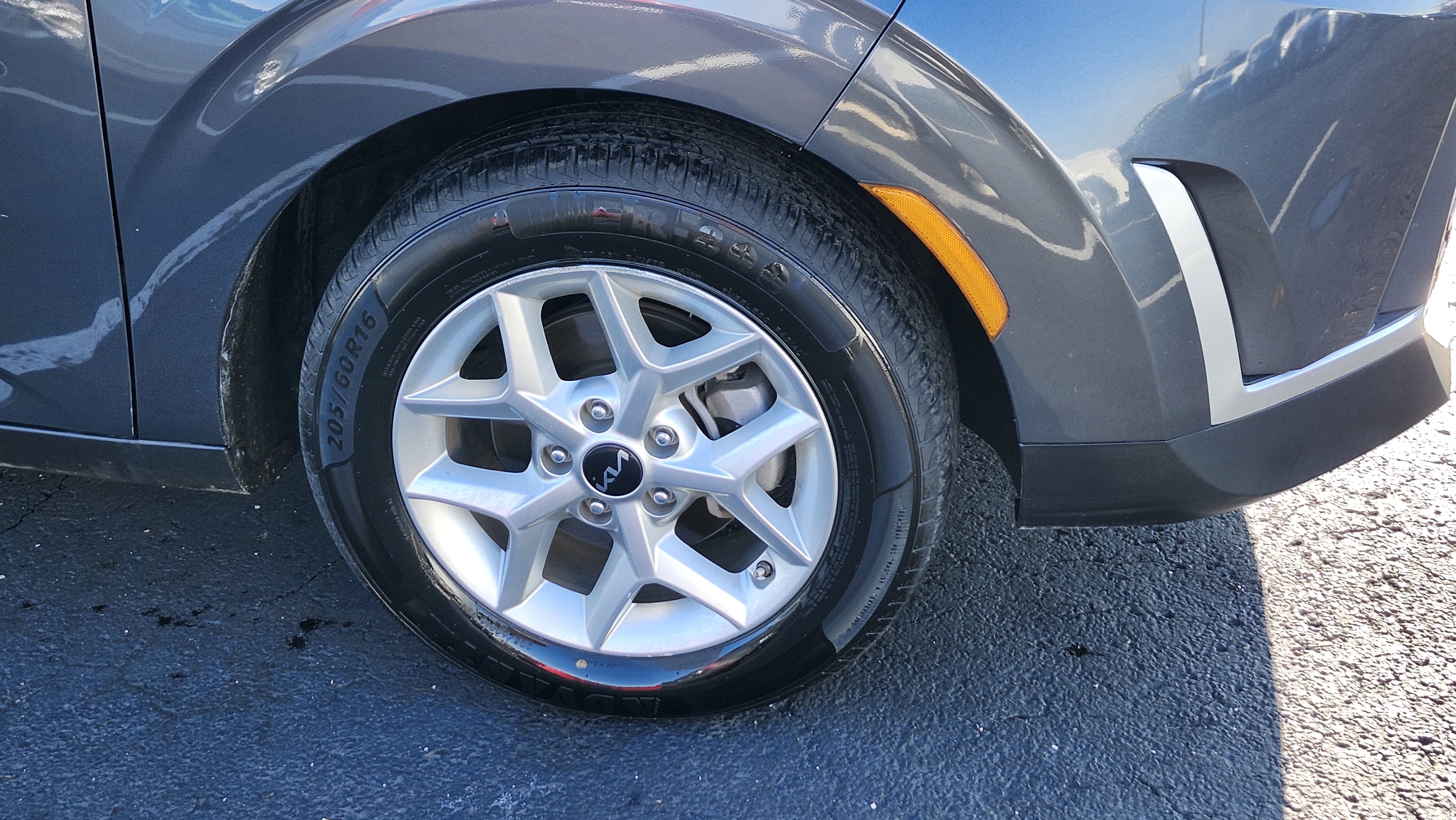 Used 2023 Kia Soul LX w/ Option Group 015 image 7