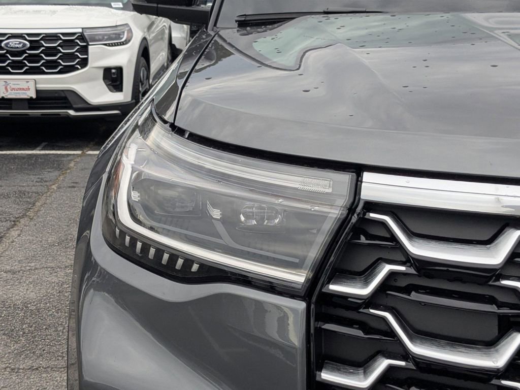 New 2026 Ford Explorer Platinum w/ LUX Leather Package image 9