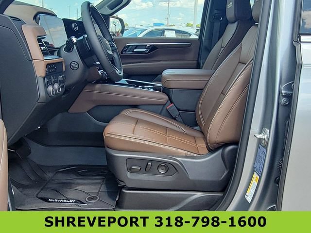 Used 2025 Chevrolet Tahoe High Country AWD/4WD image 20