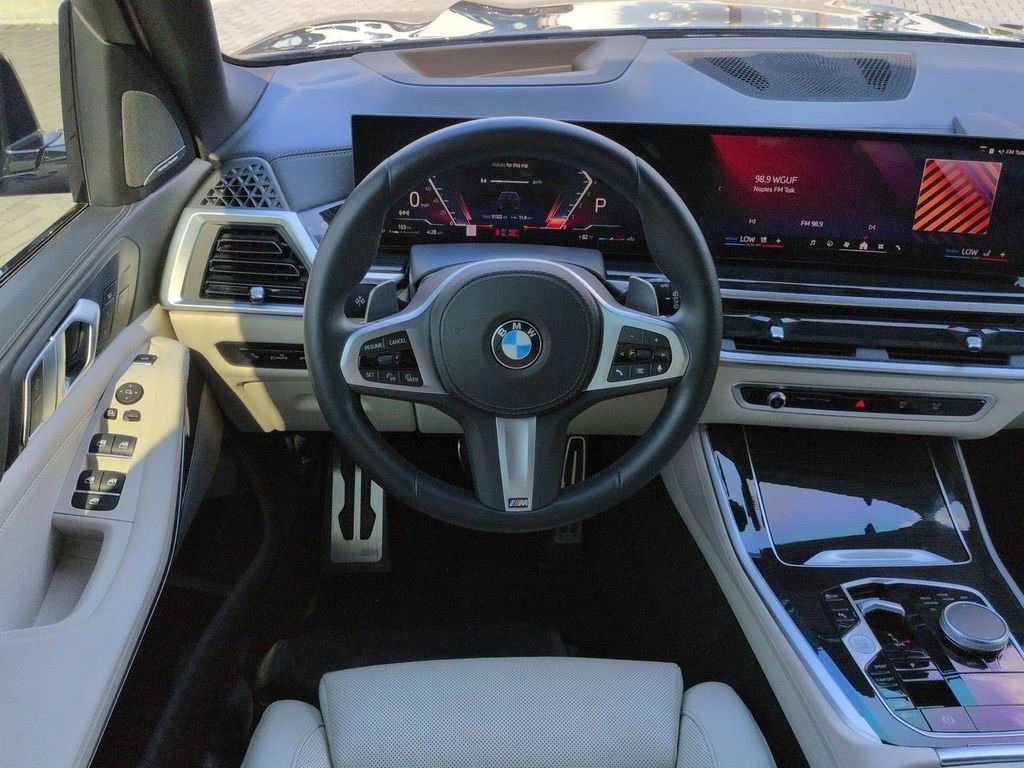 Certified 2024 BMW X5 xDrive40i w/ M Sport Package image 17