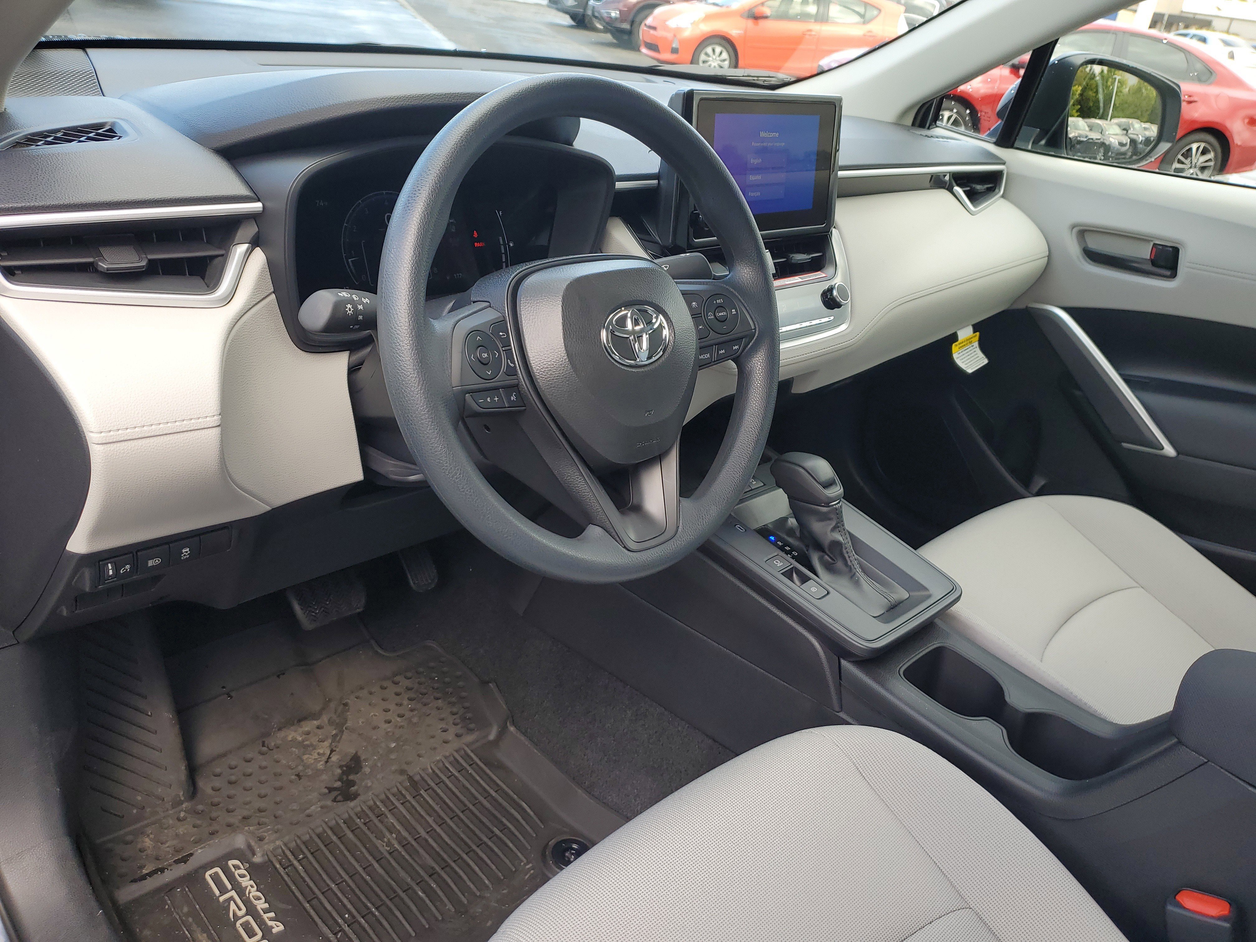 New 2026 Toyota Corolla Cross L image 18