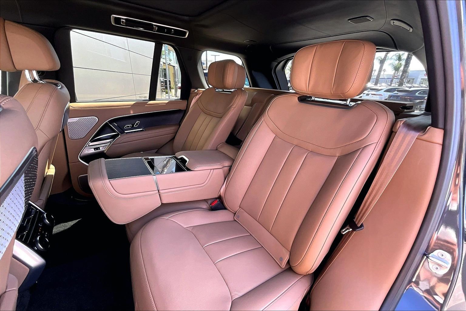 New 2026 Land Rover Range Rover Autobiography image 10