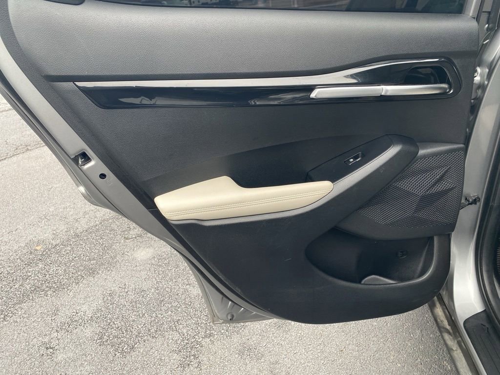 Used 2023 Kia Seltos EX image 34