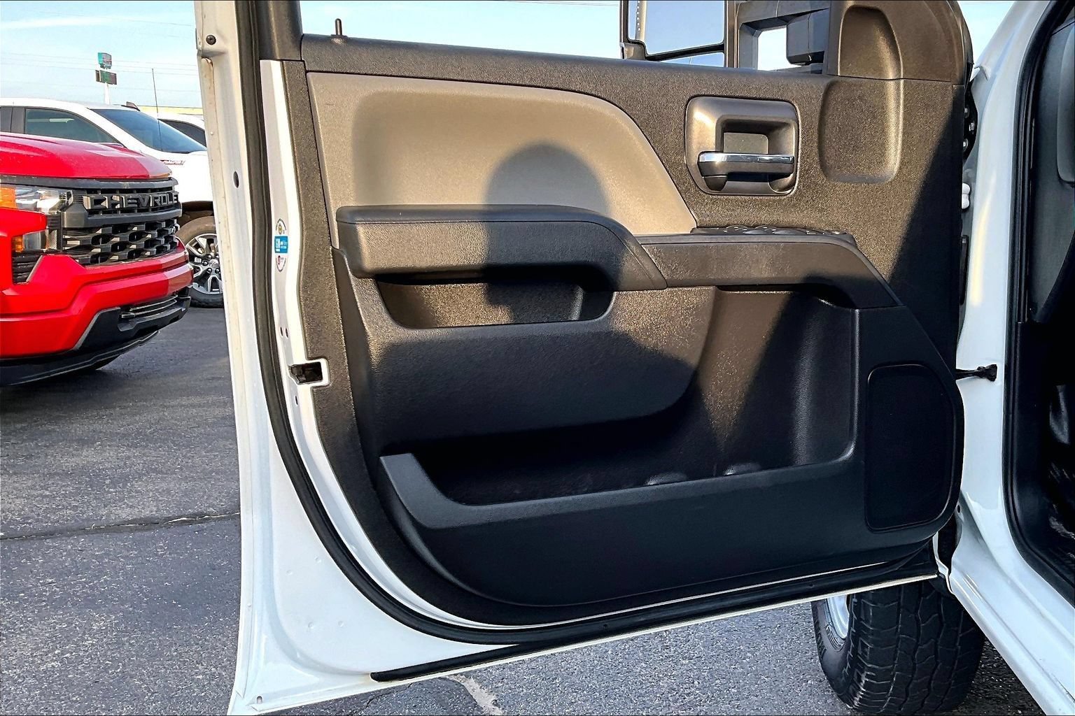 Used 2019 Chevrolet Silverado 2500 W/T w/ WT Convenience Package AWD/4WD image 17