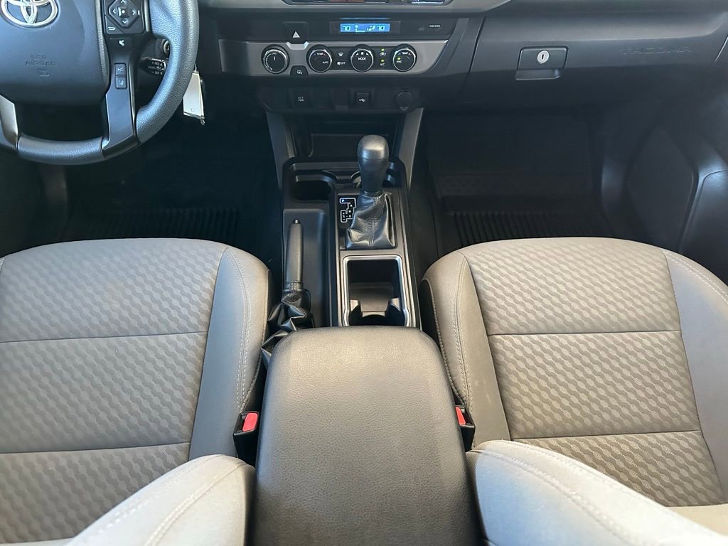 Used 2022 Toyota Tacoma SR image 21