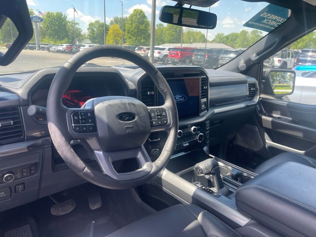 Used 2025 Ford F150 Lariat w/ Equipment Group 501A Mid AWD/4WD image 13