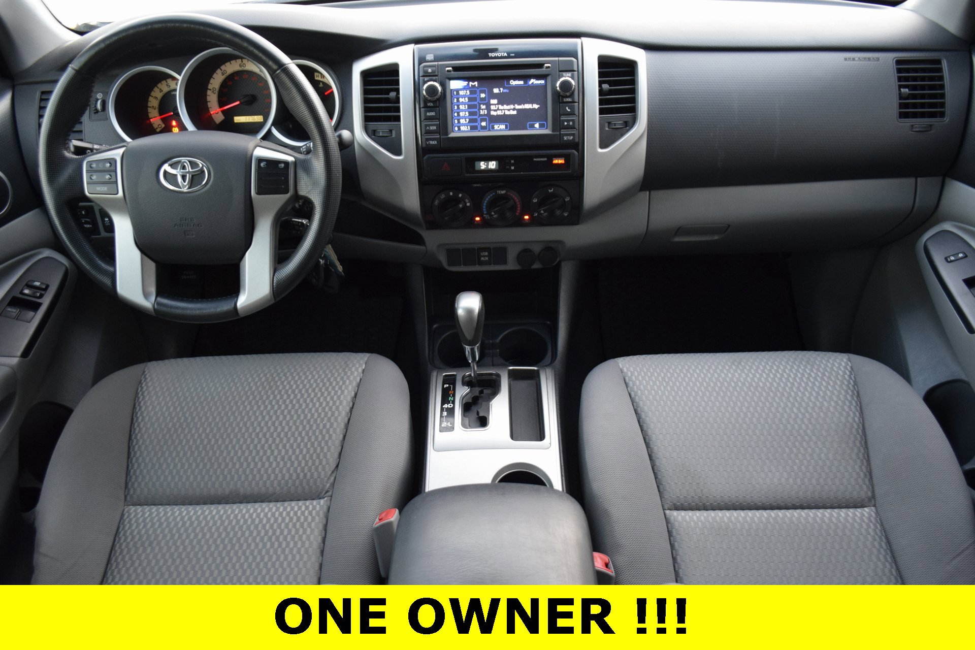 Used 2013 Toyota Tacoma PreRunner image 2