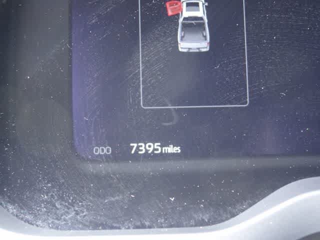 Used 2025 Toyota Tundra Limited AWD/4WD image 8